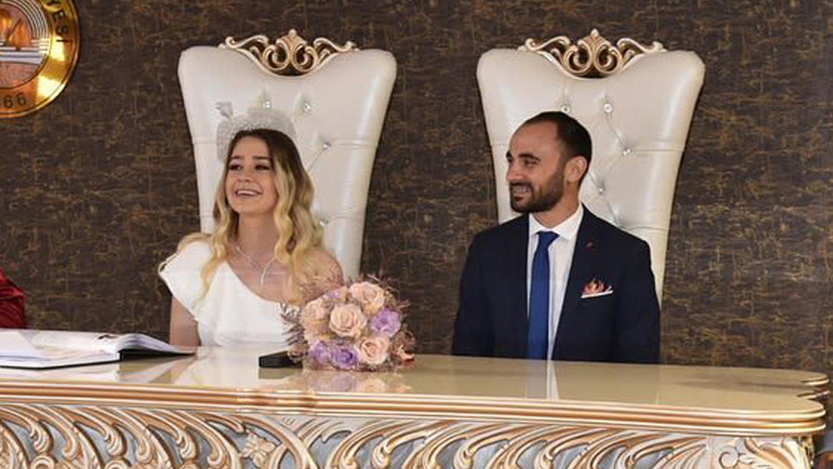 Eşinin başını duvara vurarak yaralayan koca tutuklandı