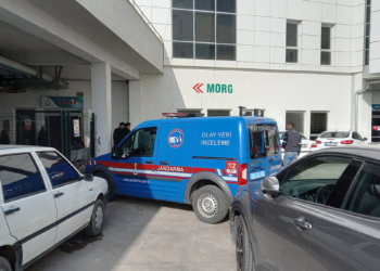 Fabrikada pres makinesine sıkışan işçi öldü
