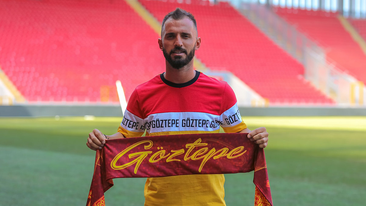 Göztepe'de Emre Çolak gitti