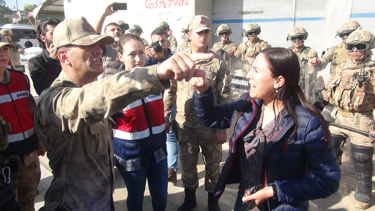 HDP'li milletvekilleri Suruç'a alınmadı