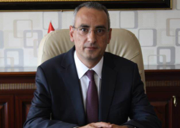 İntihara kalkışan Armutlu Kaymakamı yoğun bakımda