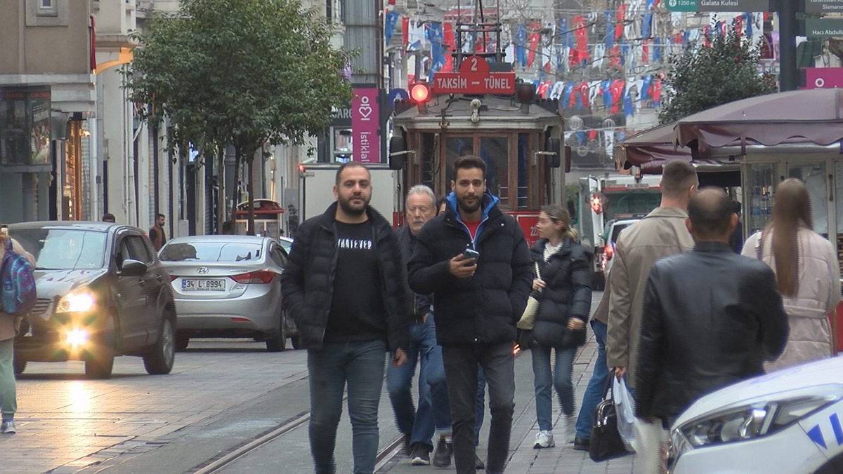 İstiklal Caddesi'nde hayat normale dönüyor 