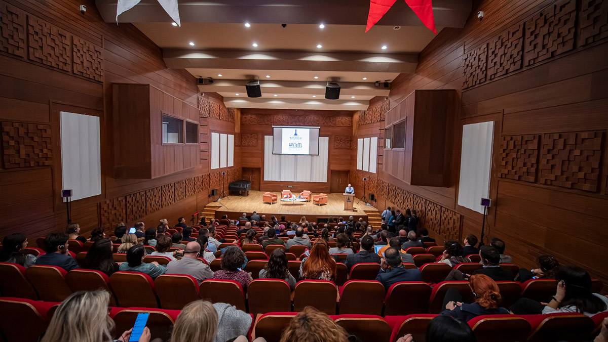 İzmir'de AViTeM Semineri devam ediyor