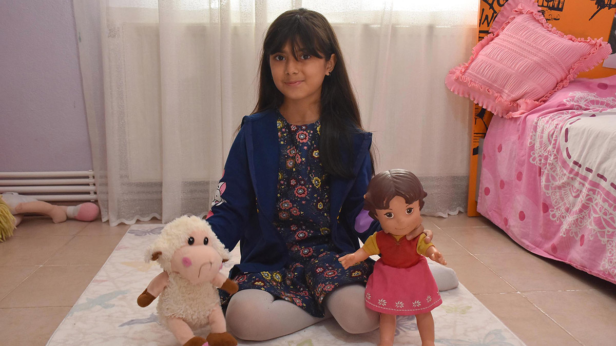 Kanseri 3 kez yenen Sarya Zeynep umut oldu