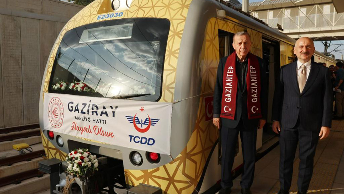 Karaismailoğlu'ndan 'ulaştırma yatırımları' açıklaması