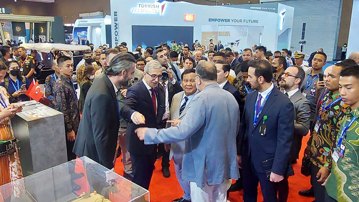 Koluman, Indo Defence Expo fuarında ilgi gördü