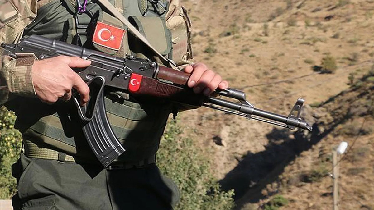 Korucuların kulübesine yıldırım düştü; 3 yaralı