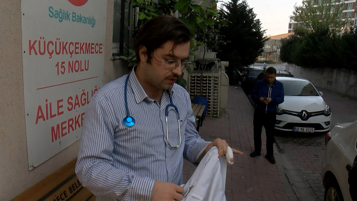 Küçükçekmece'de doktor ve hemşirelere saldırı