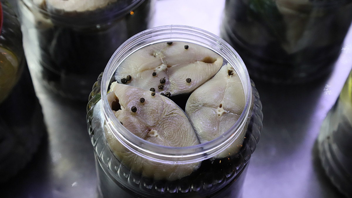 Lakerda, 350 liradan satışa çıkarıldı