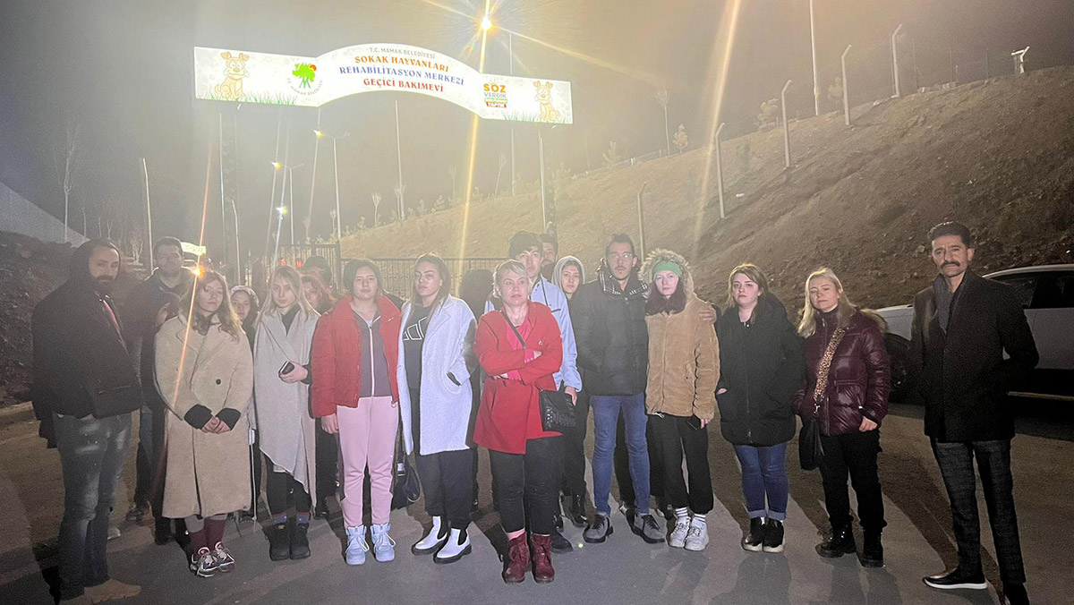 Mamak'ta köpeklere işkence iddiasına eylem