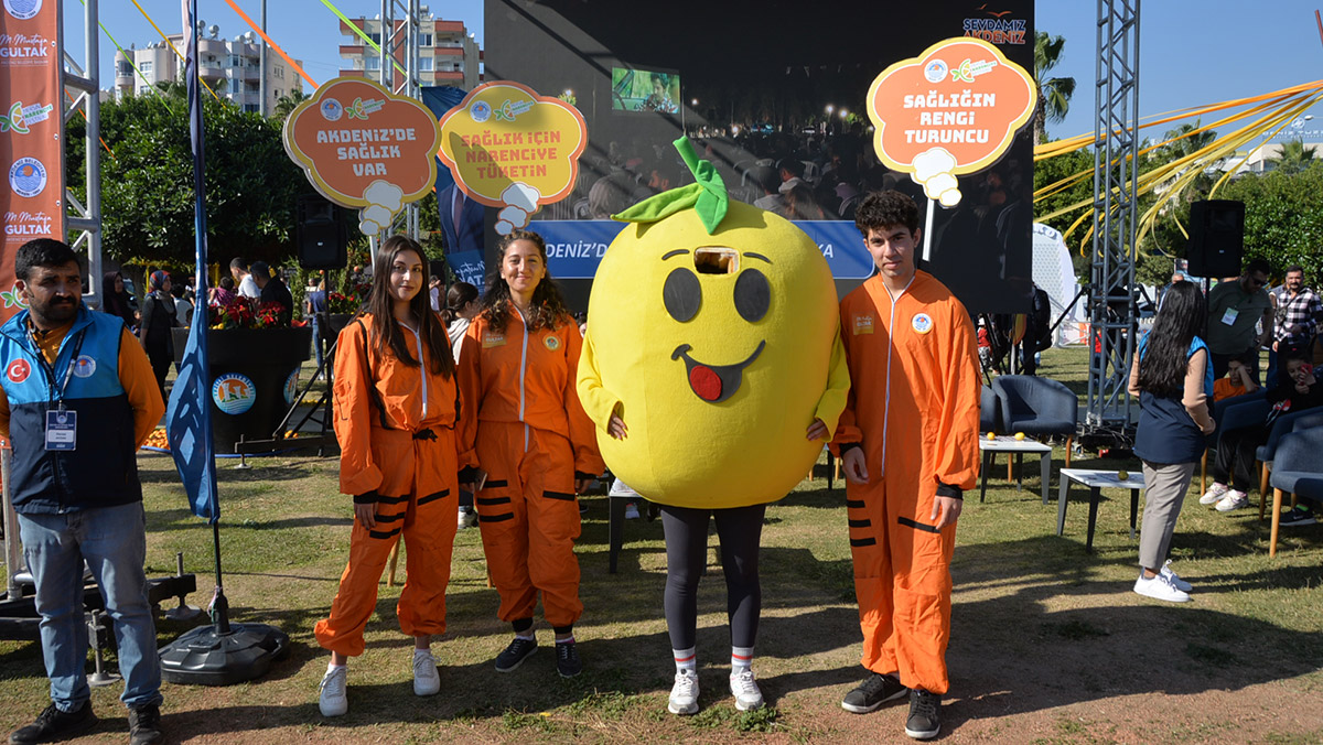 Mersin'de 8'inci Uluslararası Narenciye Festivali