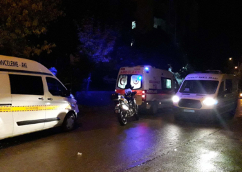 Meslekten ihraç edilen polis eşini öldürdü