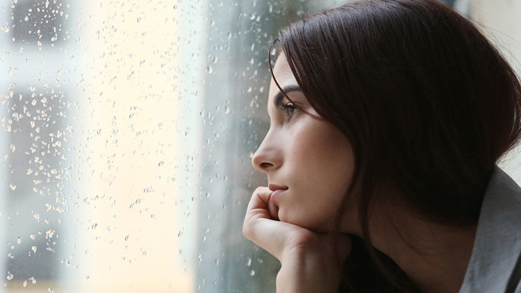 Mevsimsel depresyon kadınlarda 4 kat daha fazla 