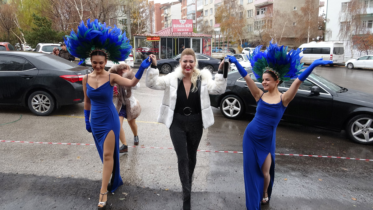 Neslim Güngen Erzurum şubesini törenle açıldı