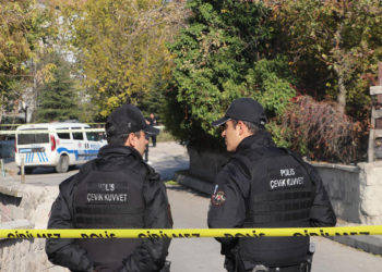 Ölü bulunan 5 Afgan uyutularak bıçaklanmış