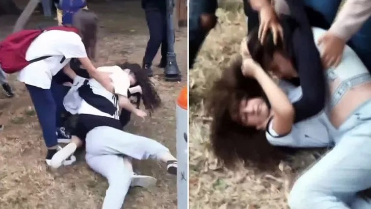 Ortaokul öğrencisi kızlar saç saça kavga etti