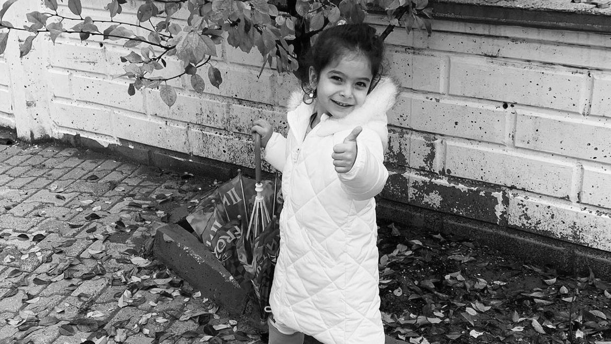 Otomobilin çarptığı Eleysa hayatını kaybetti