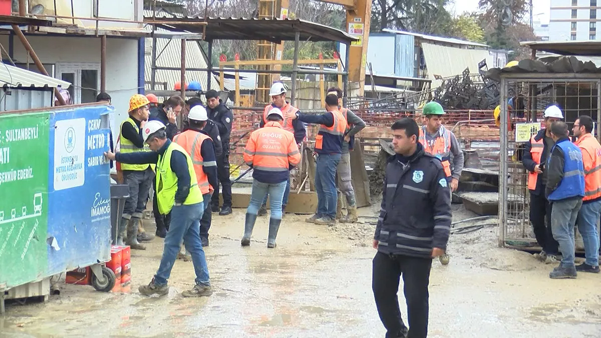 Sancaktepe'de metro inşaatında işçi yaralandı 