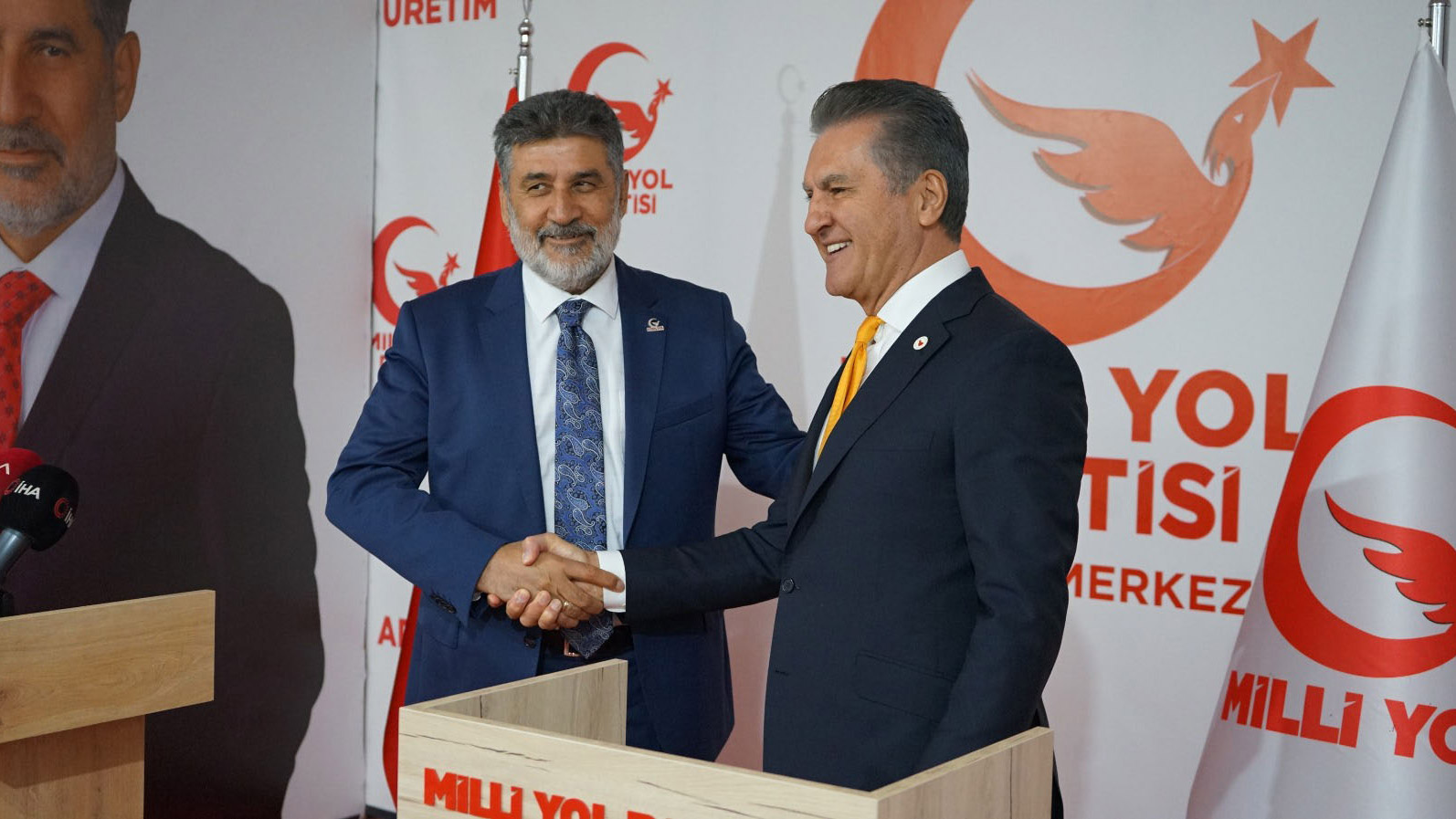 Sarıgül Milli Yol Partisi lideri Çayır'ı ziyaret etti