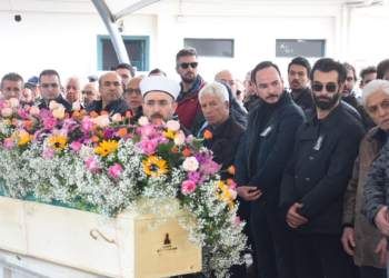Şarkıcı Sıla'nın babası, toprağa verildi
