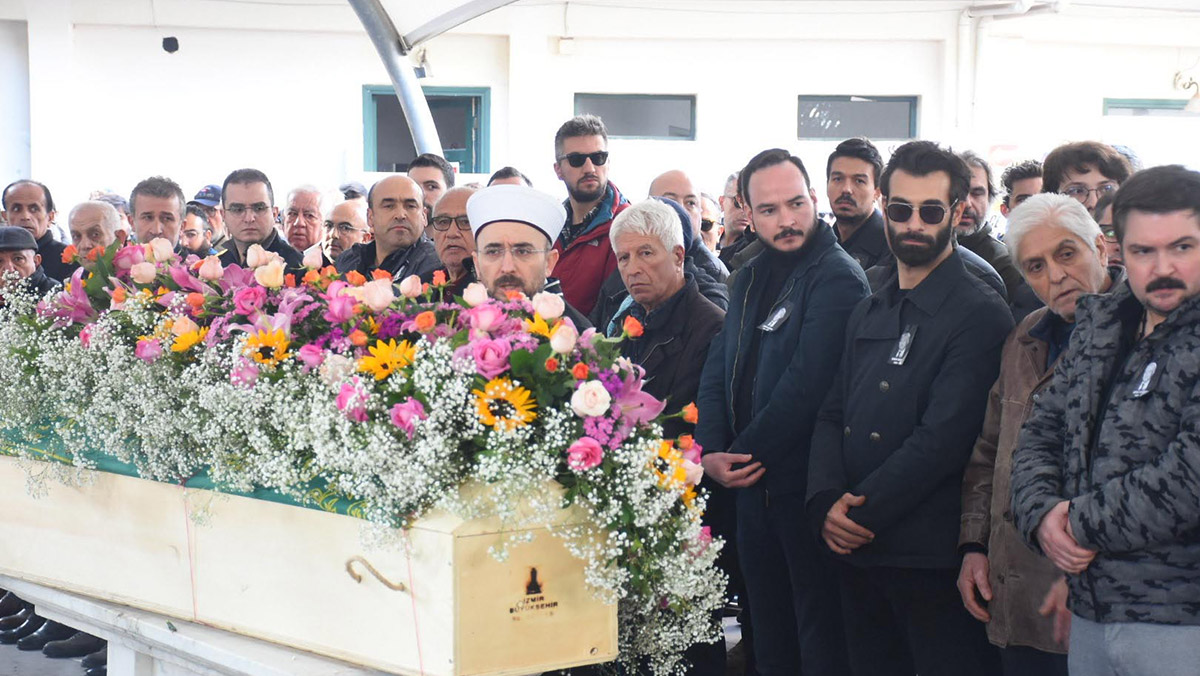 Şarkıcı Sıla'nın babası, toprağa verildi