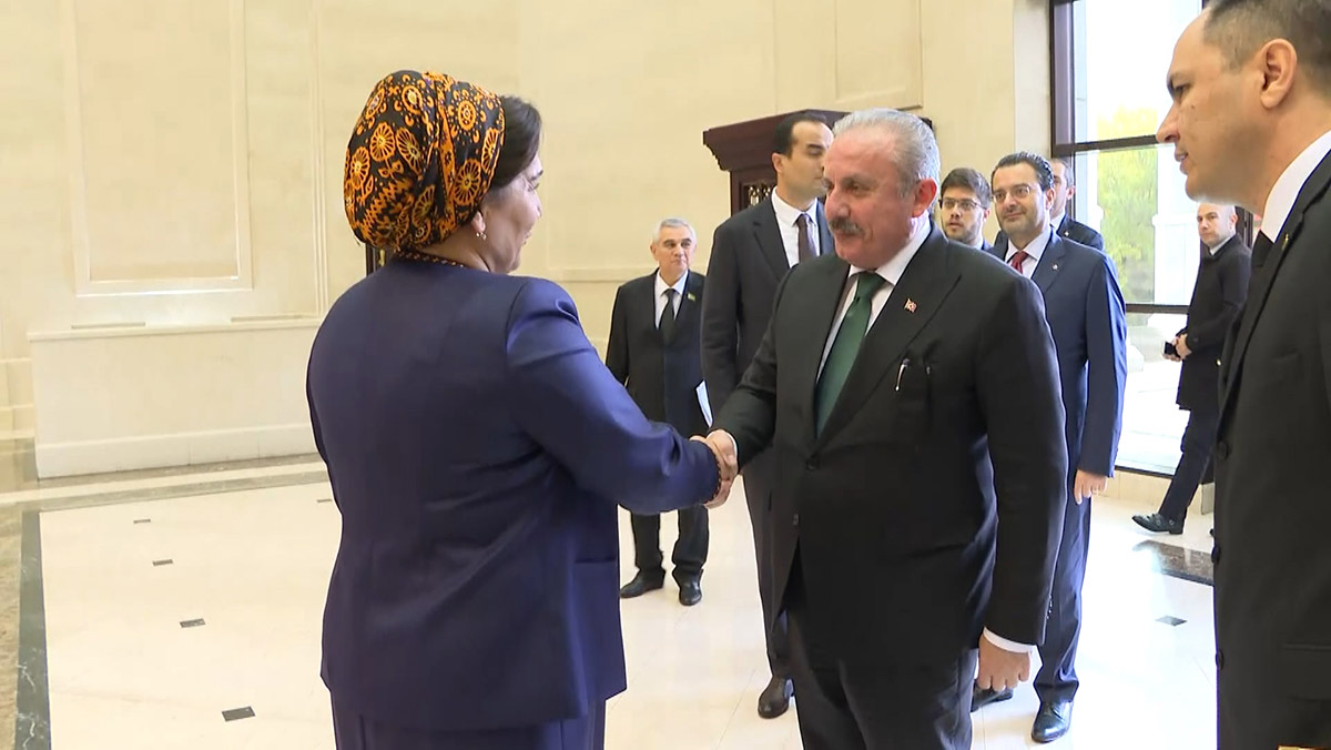 Şentop Türkmenistan’da temaslarına devam ediyor