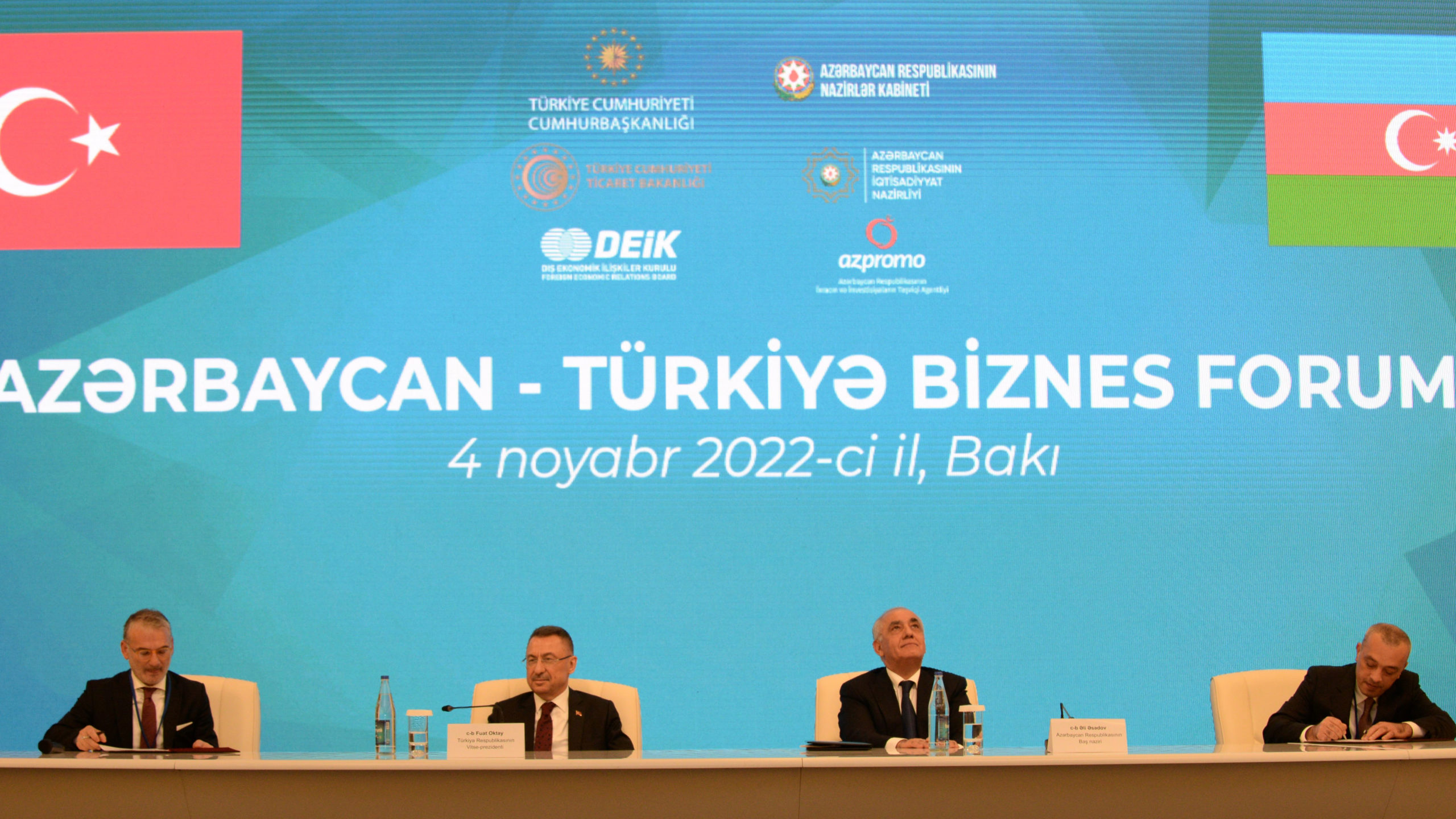 Sur Yapı Azerbaycan projelerinde imzayı attı