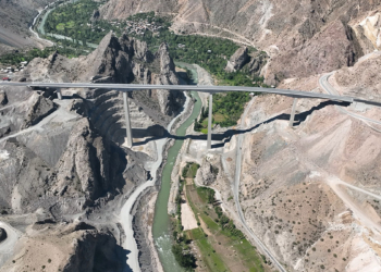 Tekkale Viyadüğü trafiğe açıldı