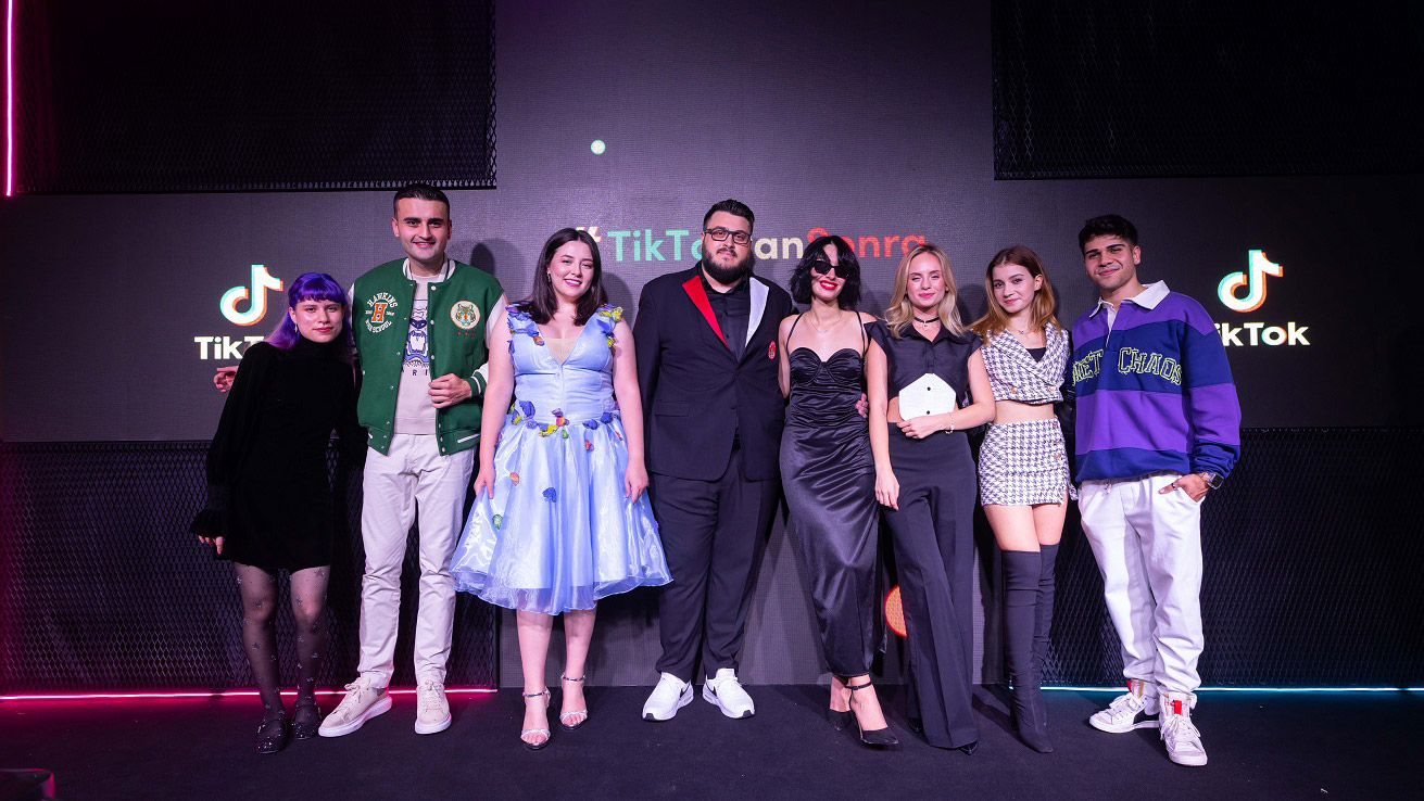 TikTok fenomenlerinin hayatları belgesel oldu