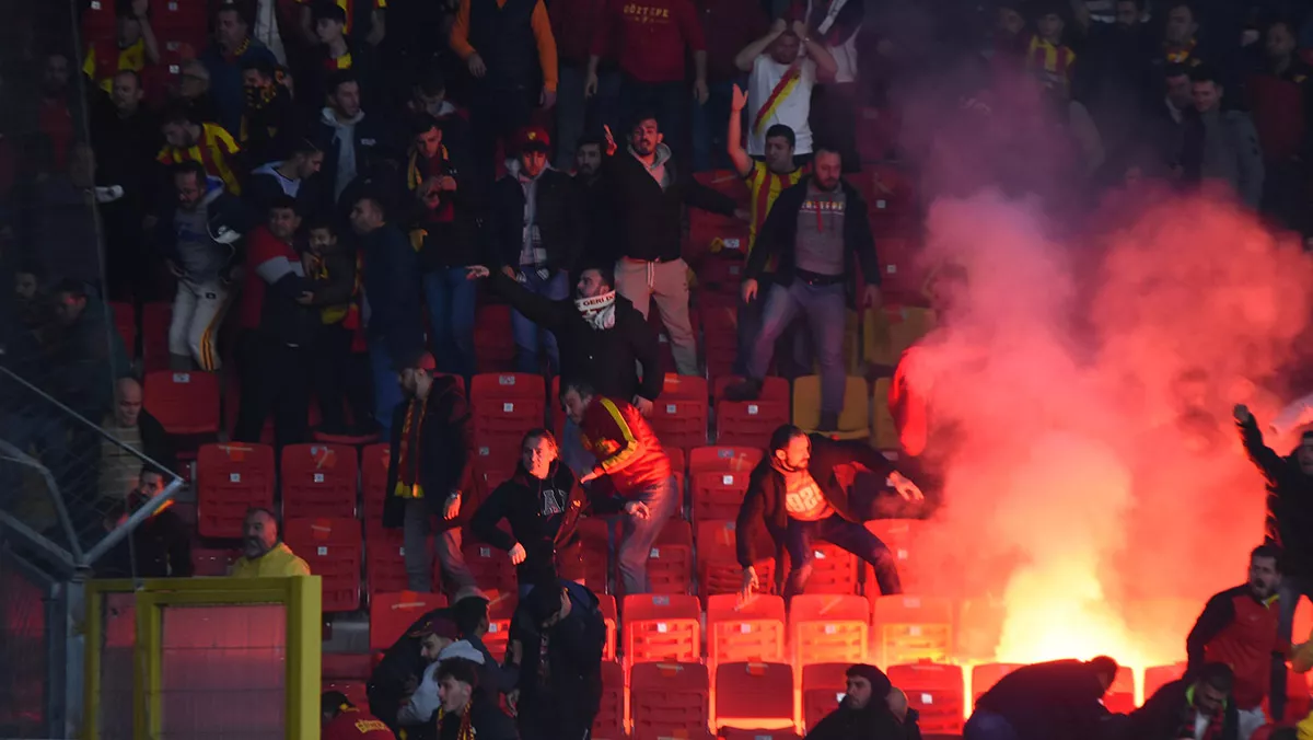 Turk futbolunun kara gecesi 1 - spor haberleri - haberton