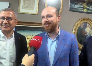 Üsküdar'da antikacılar çarşısı açıldı