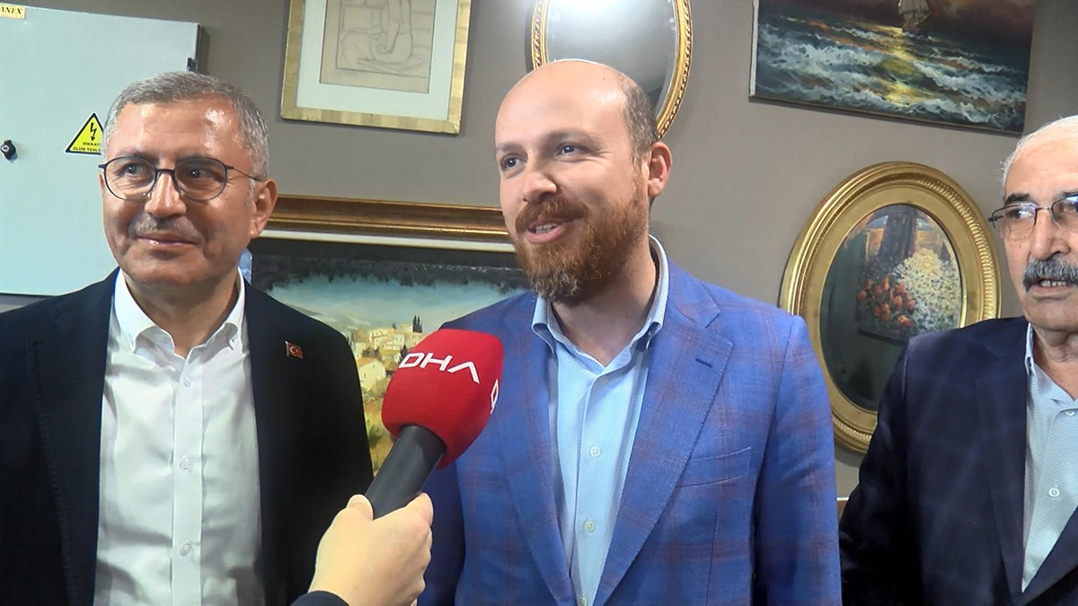 Üsküdar'da antikacılar çarşısı açıldı