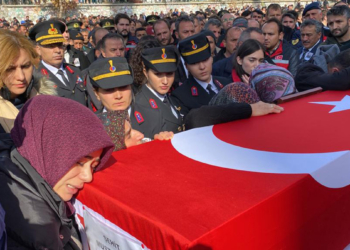Uzman Çavuş Mustafa Işık toprağa verildi