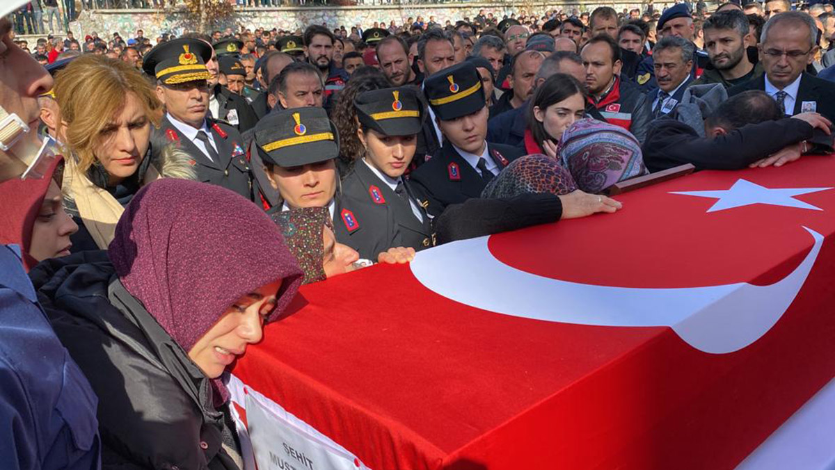 Uzman Çavuş Mustafa Işık toprağa verildi