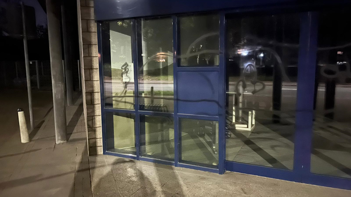 Saadet Partisi'nin Almanya Duisburg ofisine saldırı