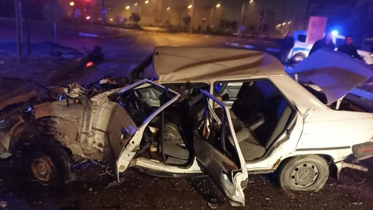 Yolcu otobüsüyle çarpışan otomobildeki kişi öldü