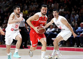 A Milli Erkek Basketbol Takımı Sırbistan'a yenildi