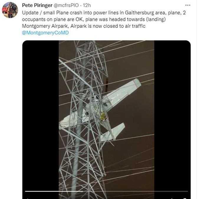 Tek motorlu uçak yüksek gerilim hattına çarptı