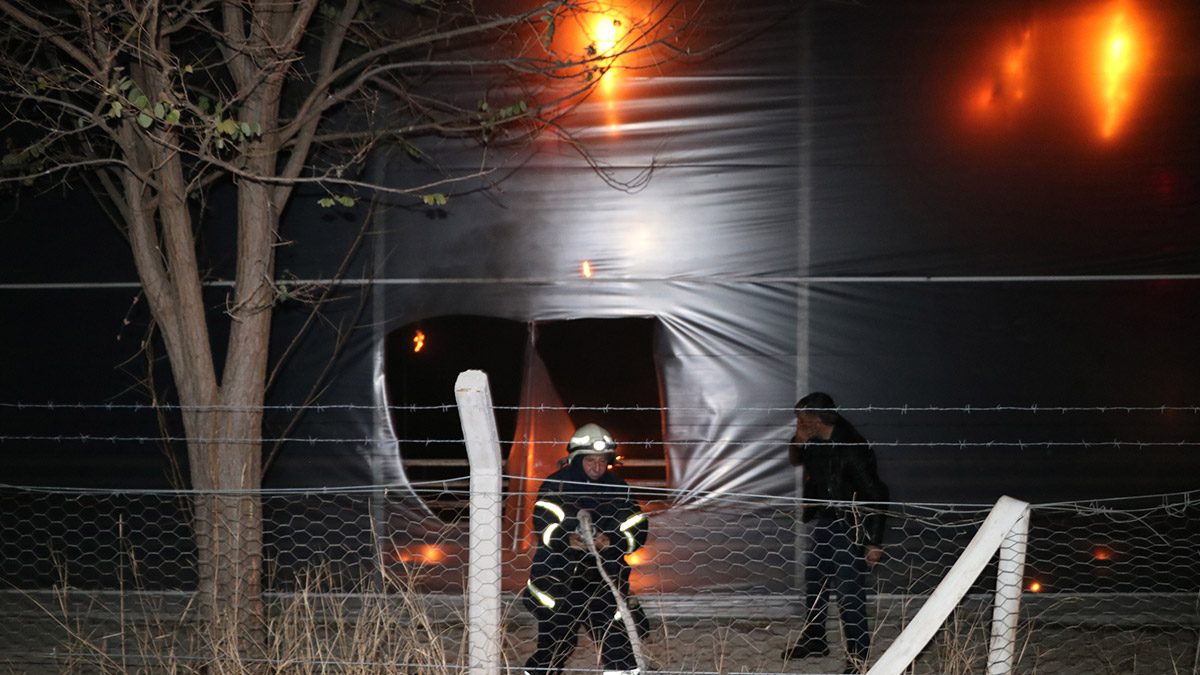 Afyonkarahisar'da domates serasında yangın