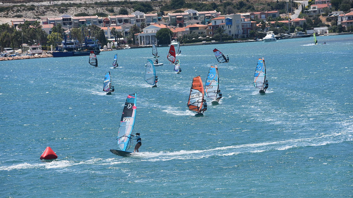 Alaçatı rüzgarı dünyayı birleştirecek