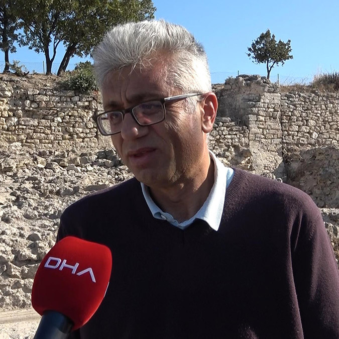 Alexandria Troas Antik Kenti'nde 2 atık su kanalı bulundu