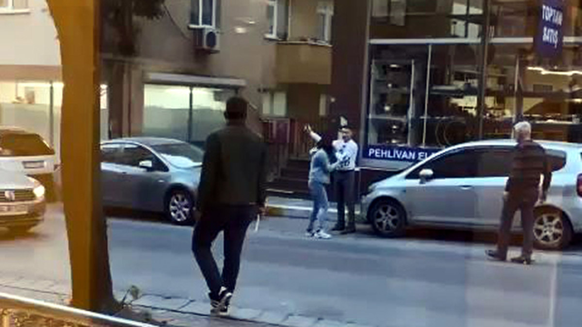 Avcılar'da bıçaklı kavga