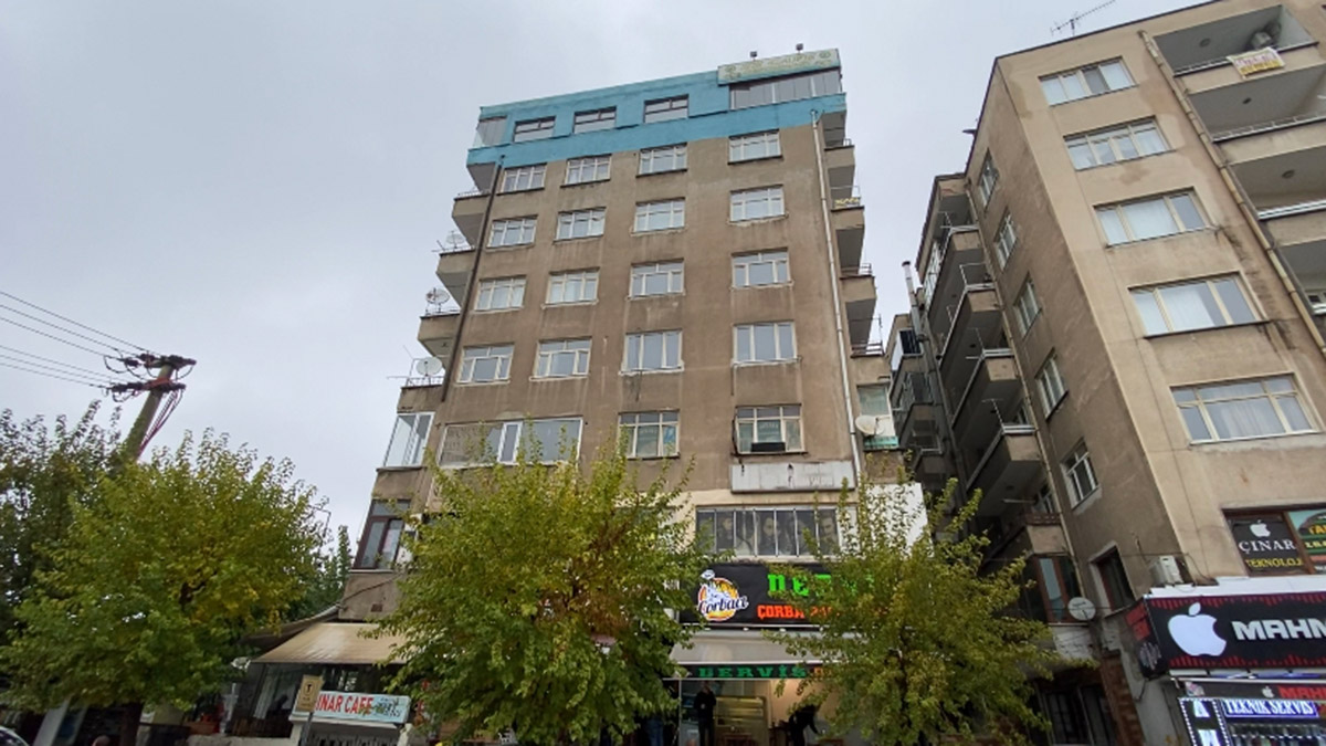 Koruma kararı bulunan eşi tarafından bıçaklanan kadını KADES kurtardı