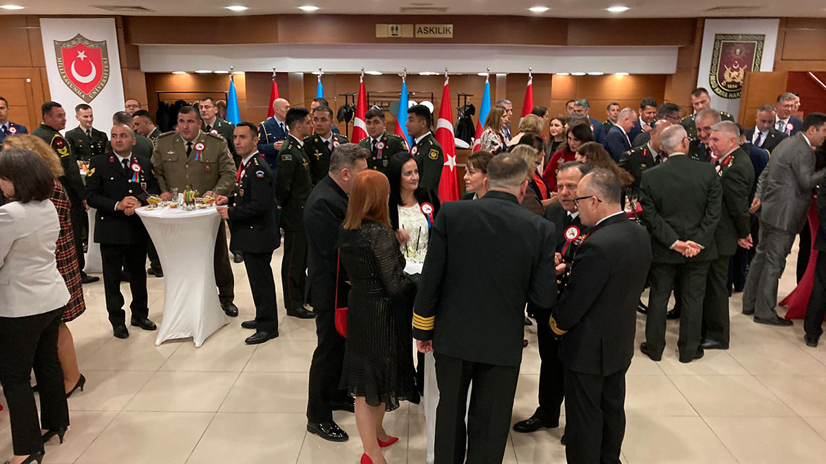 Azerbaycan ve Ermenistan arasındaki ilişkilerin normalleşmesini destekliyoruz