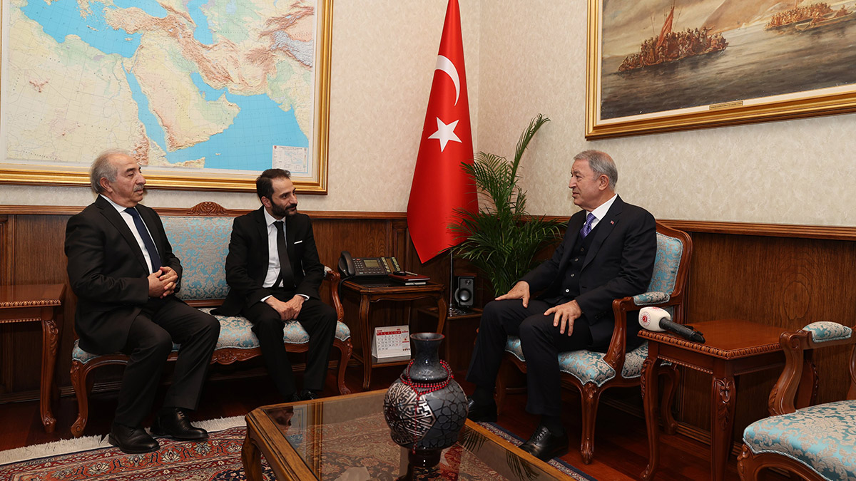 Hulusi Akar Burak Haktanır ile görüştü