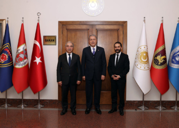 Hulusi Akar Burak Haktanır ile görüştü