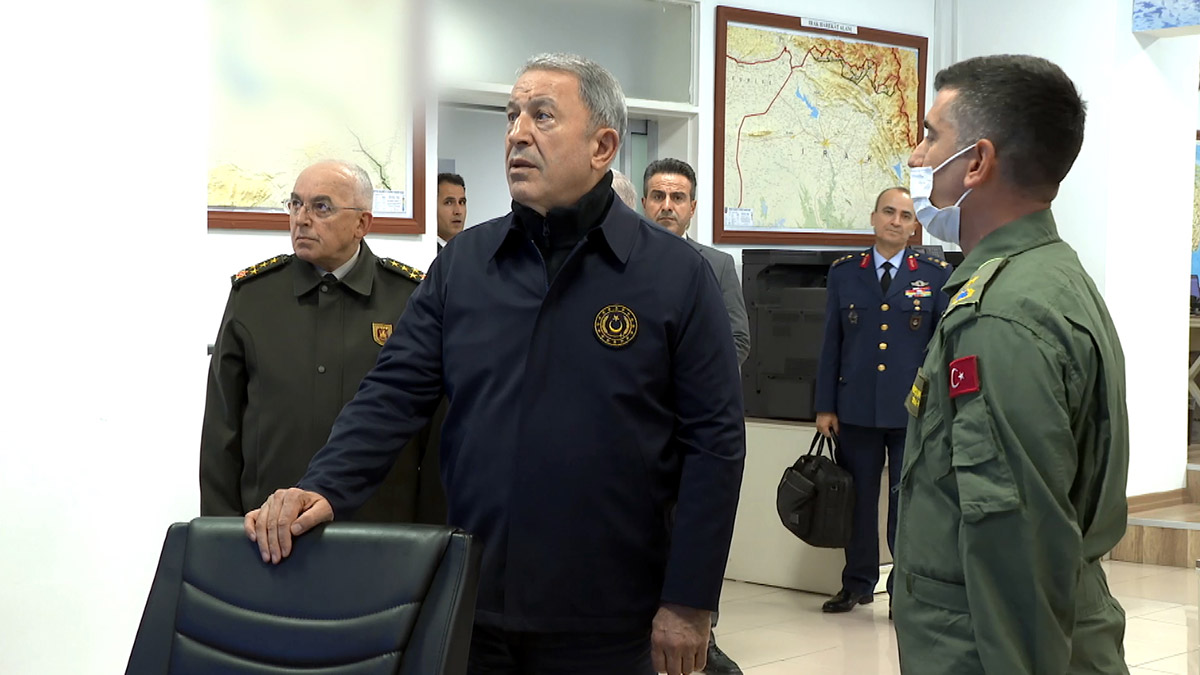 Cezalandırma atışları devam ediyor