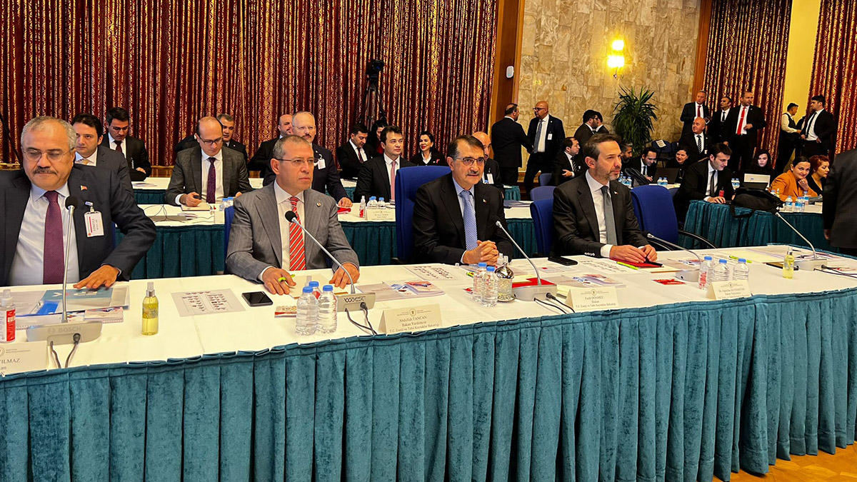 Yeni keşif müjdeleri verebilmek için çalışıyoruz