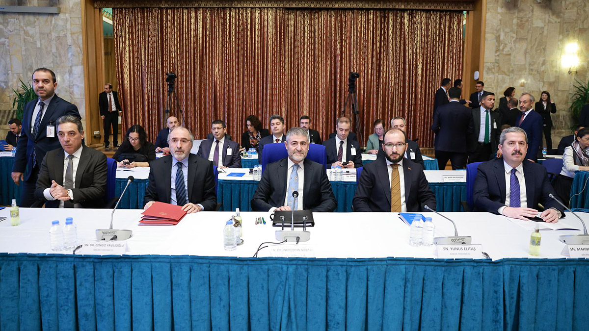 Yüzde 5 oranında bir büyüme öngörüyoruz