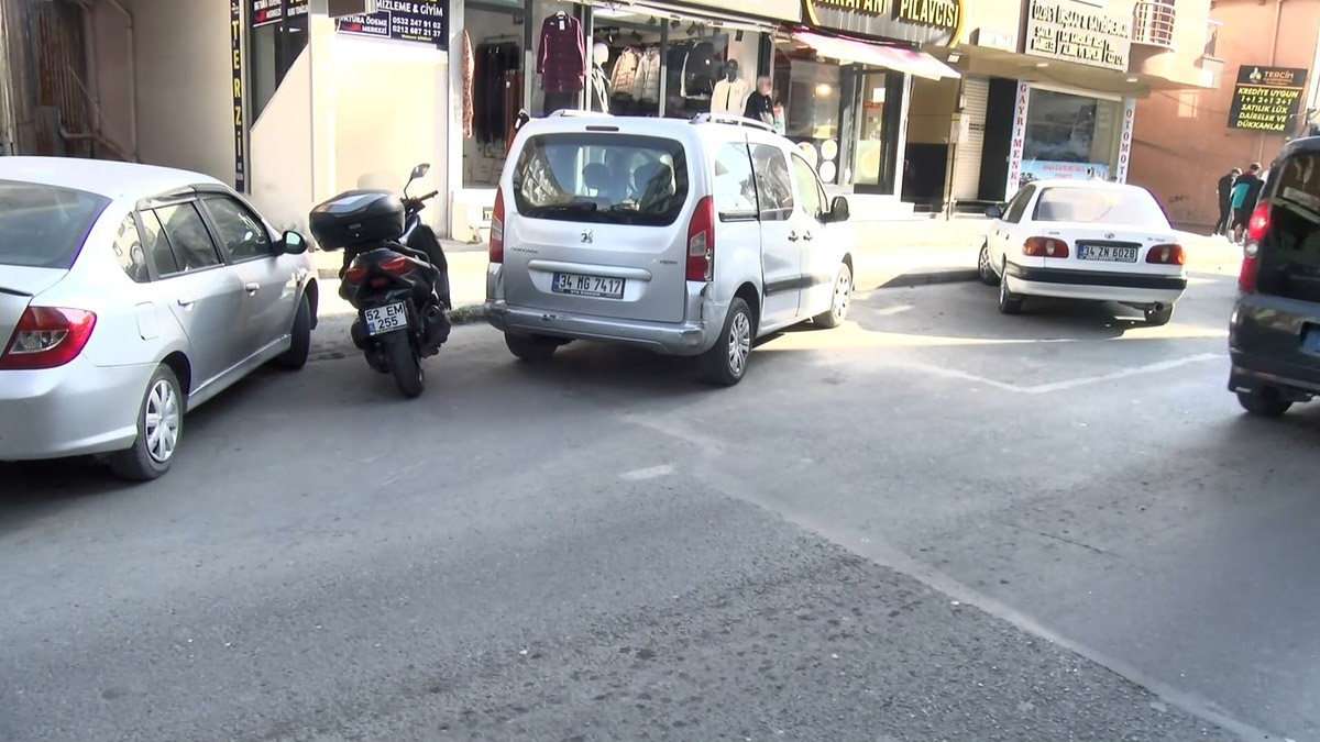 İki aracın arasında kalarak hayatını kaybetti